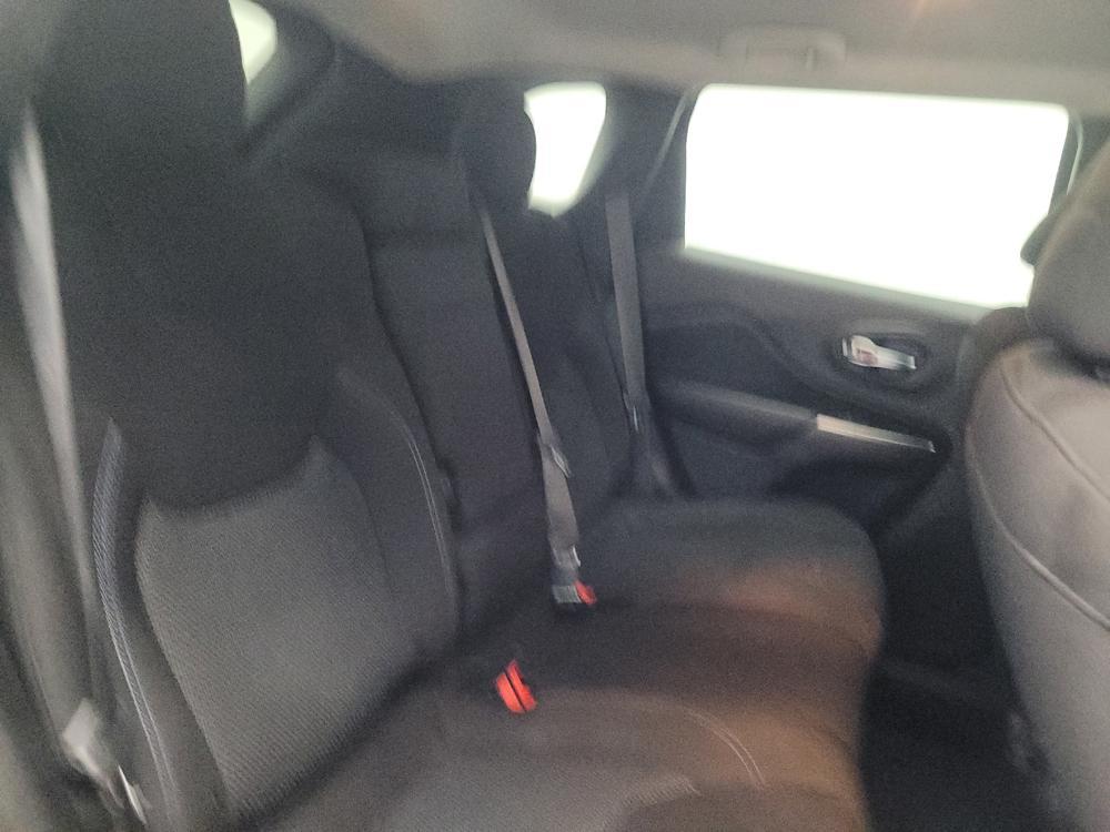 used 2019 Jeep Cherokee car, priced at $16,295