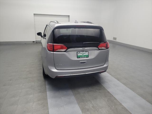 used 2020 Chrysler Pacifica car, priced at $16,995