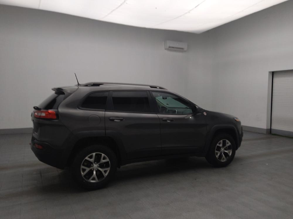 used 2018 Jeep Cherokee car, priced at $19,395