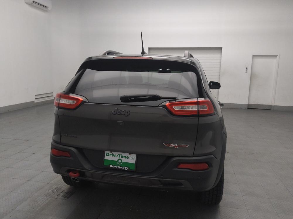 used 2018 Jeep Cherokee car, priced at $19,395