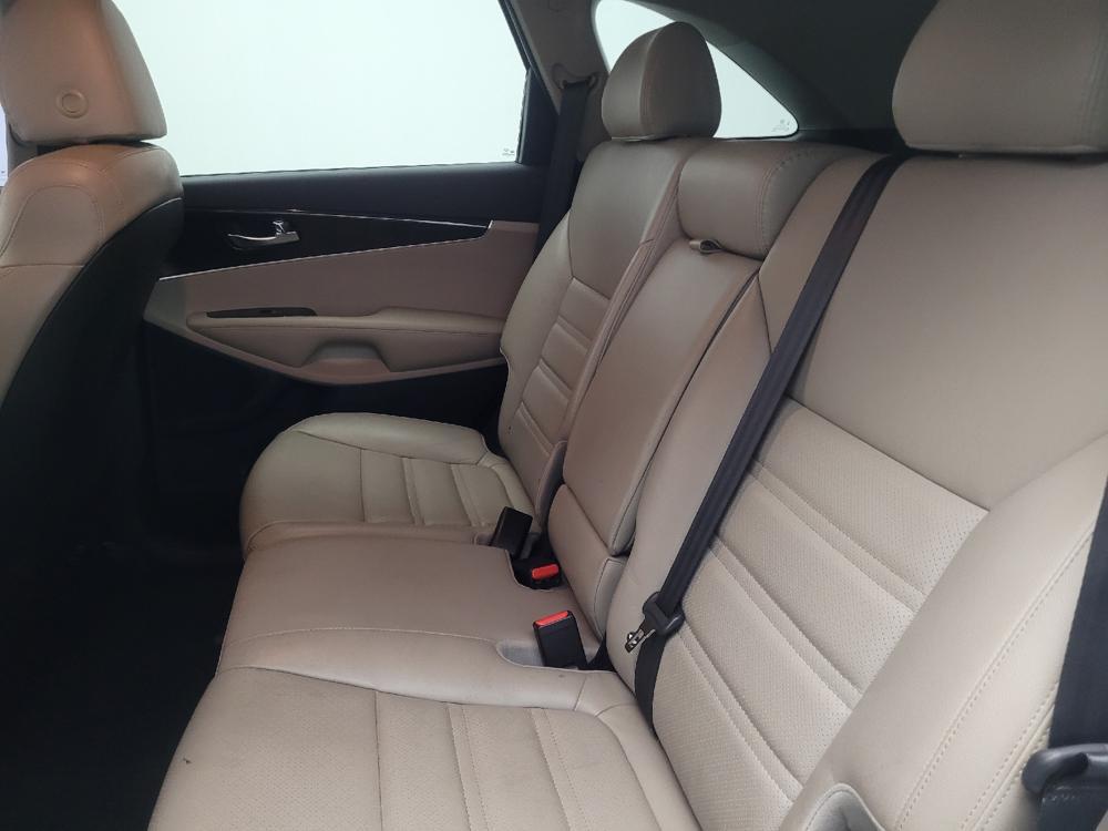 used 2019 Kia Sorento car, priced at $18,595