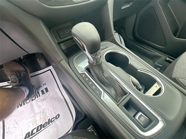 used 2023 Chevrolet Equinox car, priced at $19,999
