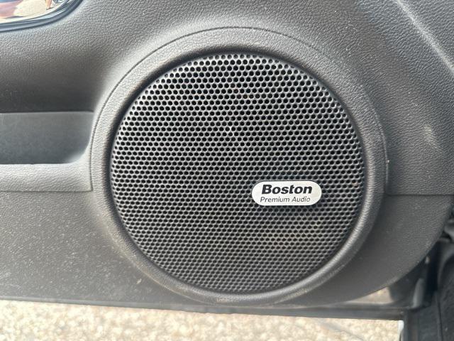 used 2010 Chevrolet Camaro car, priced at $5,399