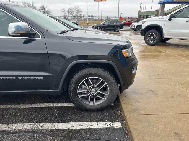 used 2018 Jeep Grand Cherokee car, priced at $17,999