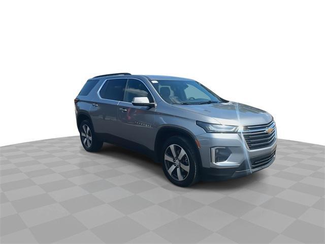 used 2023 Chevrolet Traverse car, priced at $29,199