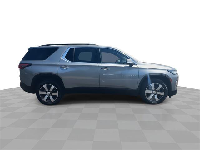 used 2023 Chevrolet Traverse car, priced at $29,199