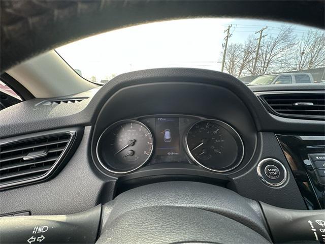 used 2020 Nissan Rogue car, priced at $19,399