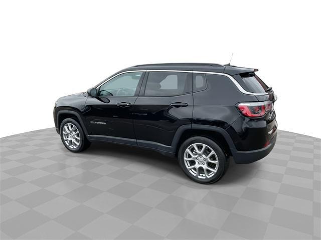 used 2022 Jeep Compass car, priced at $20,367