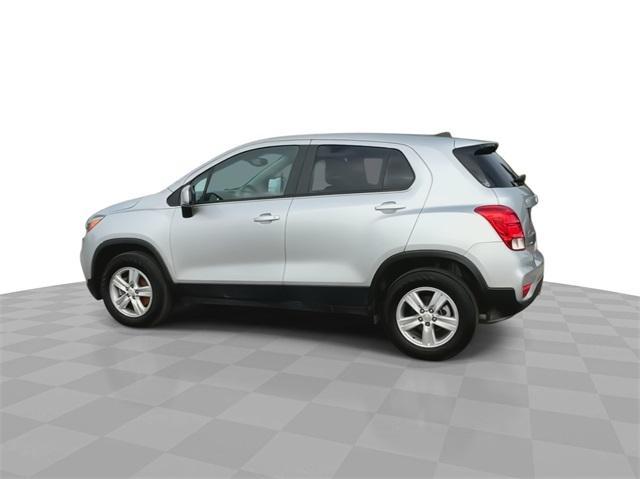 used 2022 Chevrolet Trax car, priced at $15,799