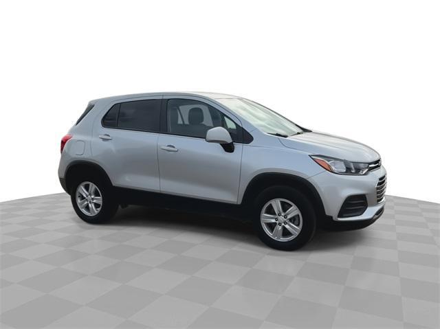 used 2022 Chevrolet Trax car, priced at $15,799