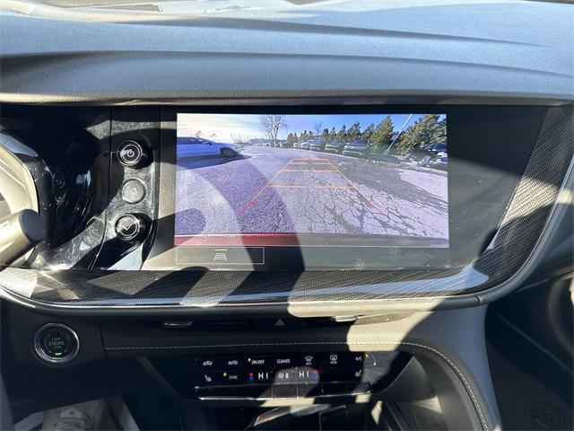 used 2022 Buick Envision car, priced at $24,999