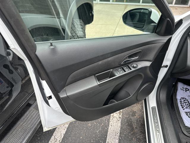 used 2013 Chevrolet Cruze car, priced at $4,399