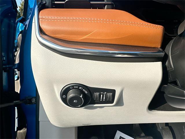used 2023 Jeep Compass car, priced at $24,218