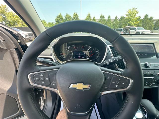 used 2022 Chevrolet Equinox car, priced at $21,399