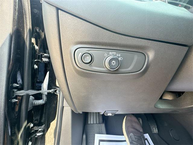 used 2022 Chevrolet Equinox car, priced at $21,399