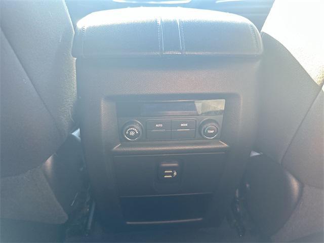 used 2023 Chevrolet Traverse car, priced at $29,896