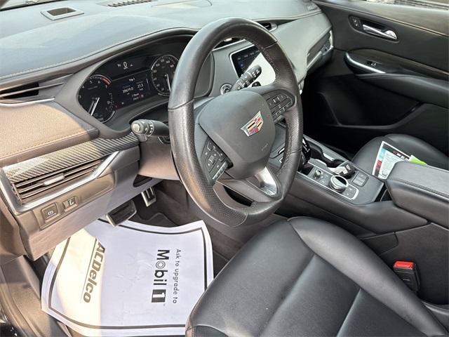 used 2022 Cadillac XT4 car, priced at $28,799