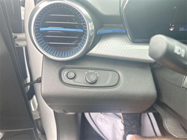 used 2024 Chevrolet Trax car, priced at $22,099