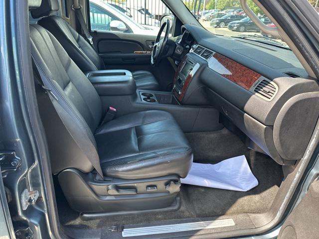 used 2008 Chevrolet Suburban car, priced at $6,599