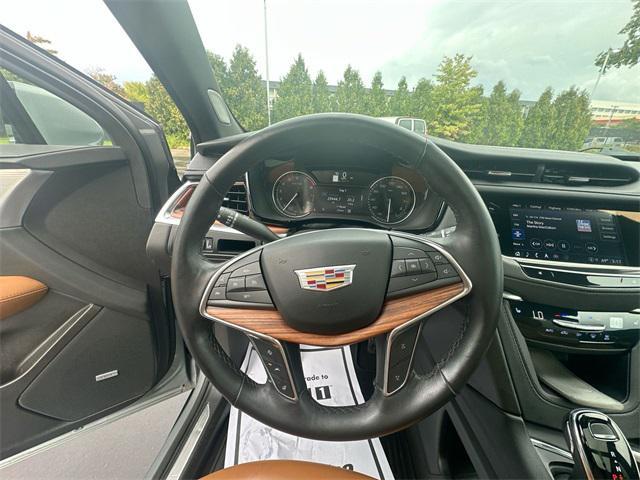 used 2023 Cadillac XT5 car, priced at $31,715