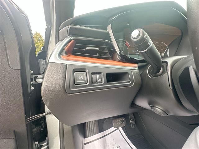 used 2023 Cadillac XT5 car, priced at $31,715