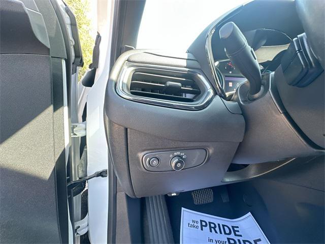 used 2022 Chevrolet Equinox car, priced at $20,799