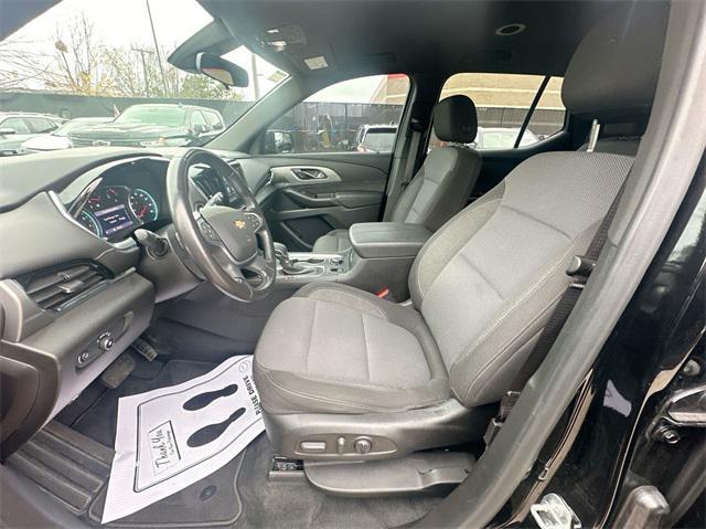 used 2022 Chevrolet Traverse car, priced at $28,000