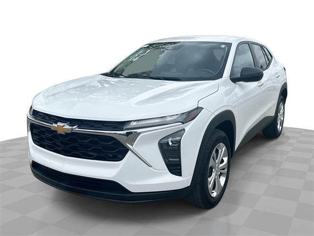 used 2024 Chevrolet Trax car, priced at $18,707