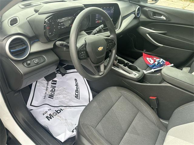 used 2024 Chevrolet Trax car, priced at $18,707