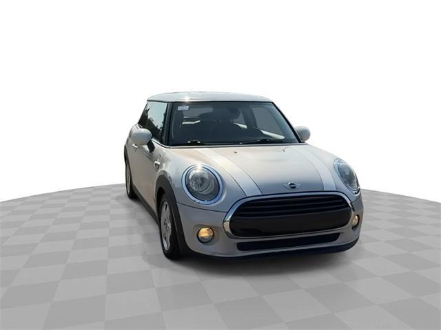used 2018 MINI Hardtop car, priced at $11,399