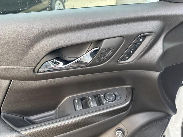used 2023 GMC Acadia car, priced at $32,664