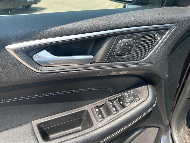 used 2022 Ford Edge car, priced at $29,799