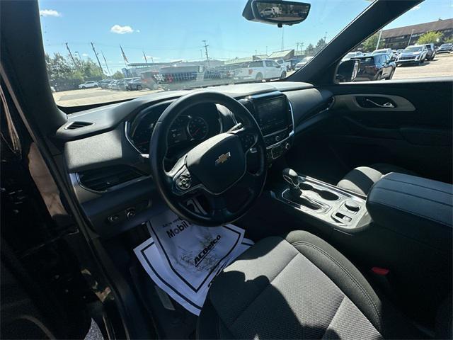 used 2022 Chevrolet Traverse car, priced at $28,267
