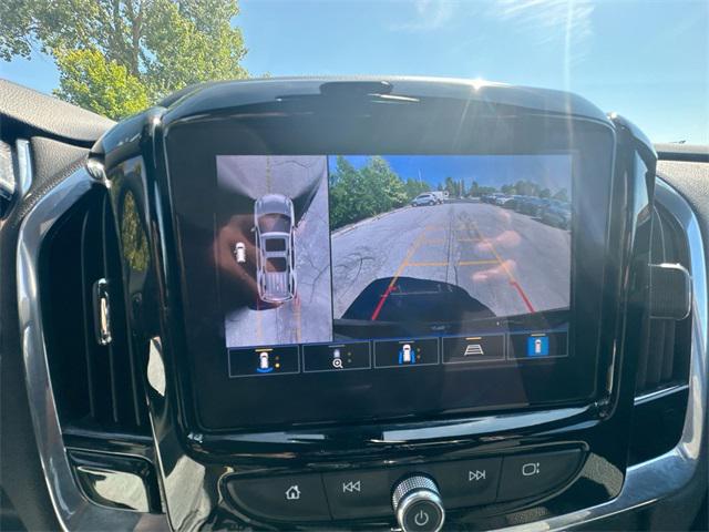 used 2022 Chevrolet Traverse car, priced at $28,267