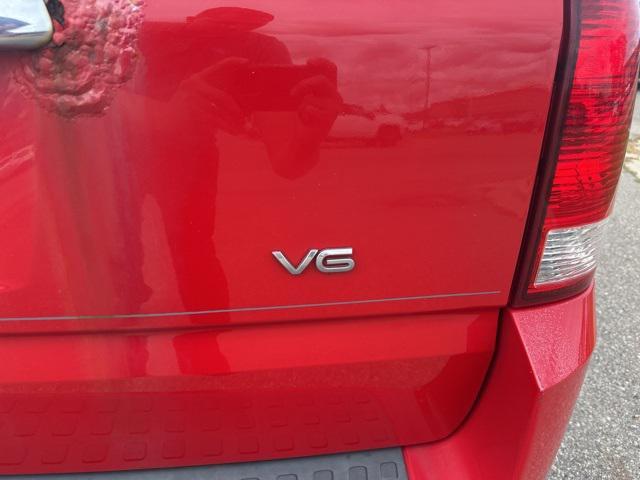 used 2006 Saturn Vue car, priced at $2,999
