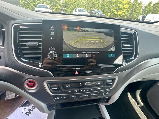 used 2021 Honda Pilot car, priced at $23,421