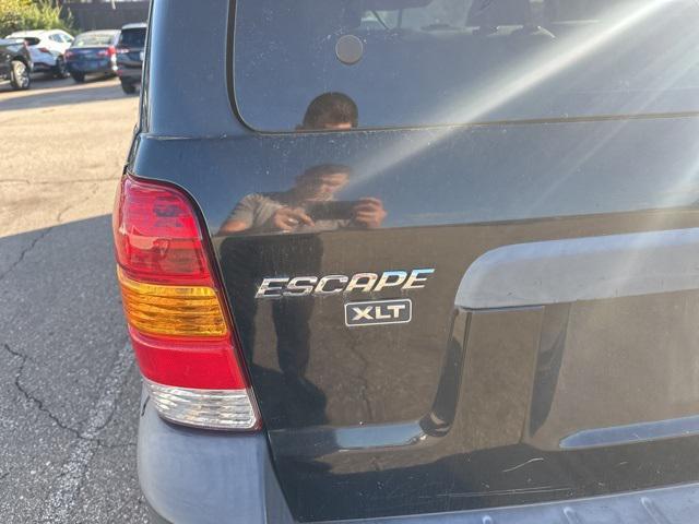 used 2007 Ford Escape car, priced at $1,999