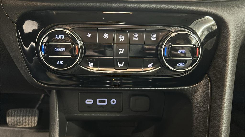 used 2023 Buick Encore GX car, priced at $21,494