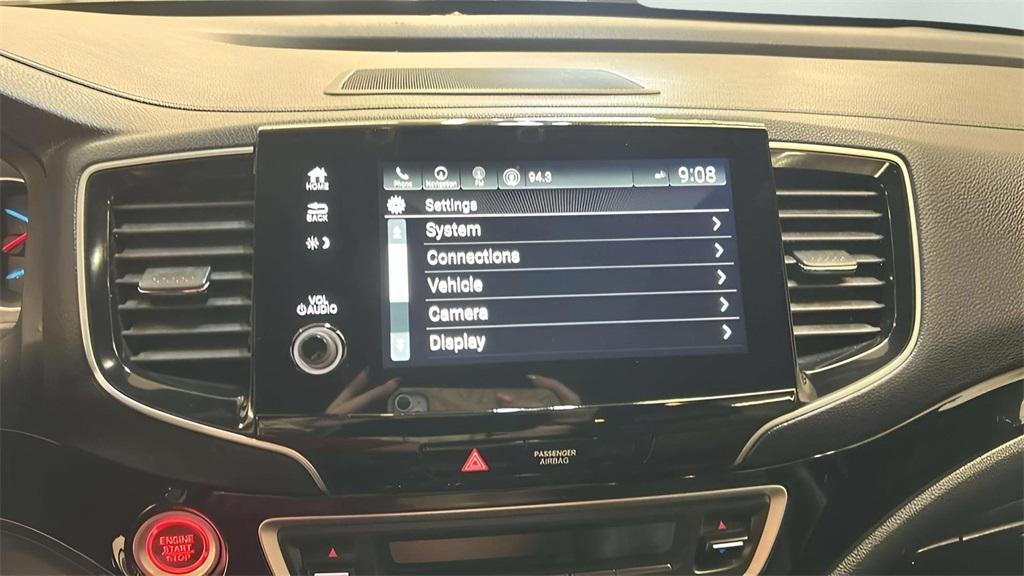 used 2022 Honda Pilot car, priced at $27,994