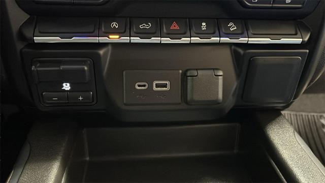 used 2021 GMC Sierra 1500 car, priced at $33,869