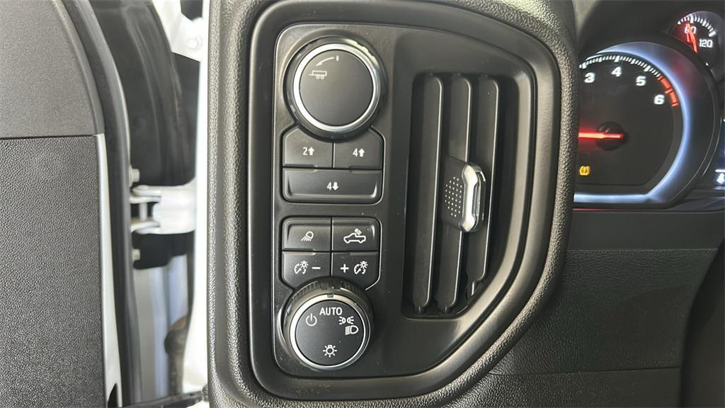 used 2024 Chevrolet Silverado 2500 car, priced at $47,344