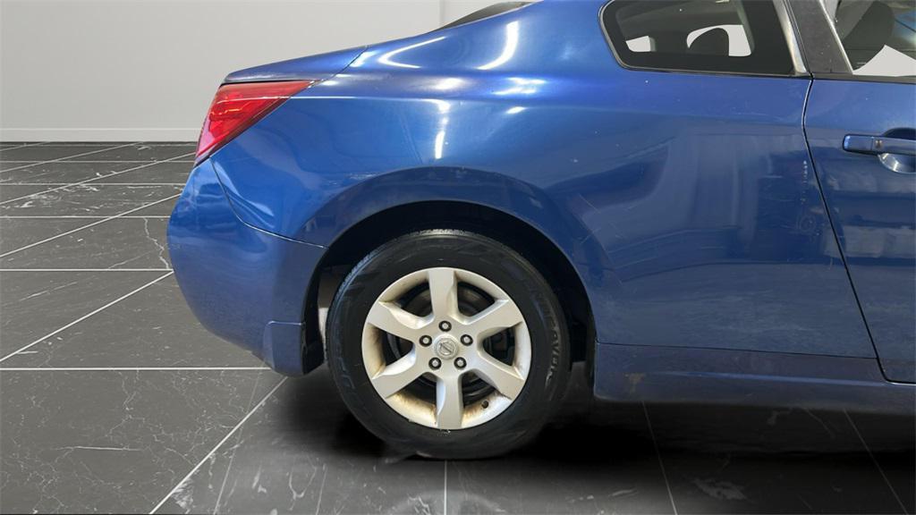 used 2009 Nissan Altima car, priced at $4,494