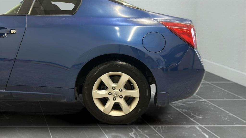 used 2009 Nissan Altima car, priced at $4,494