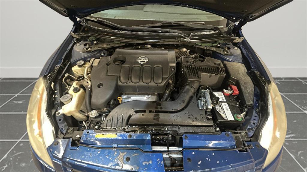 used 2009 Nissan Altima car, priced at $4,494