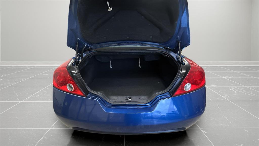 used 2009 Nissan Altima car, priced at $4,494