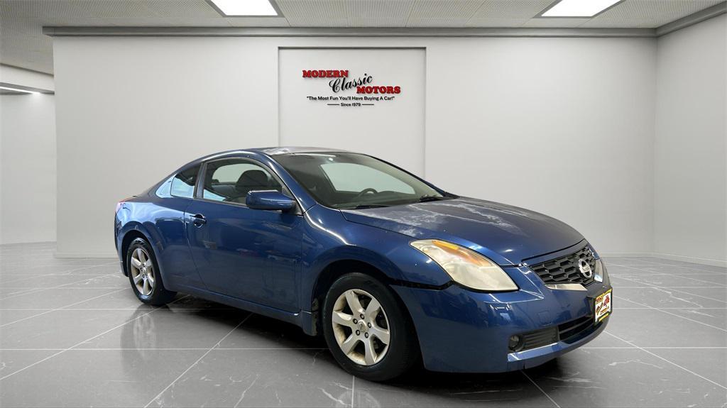 used 2009 Nissan Altima car, priced at $4,494