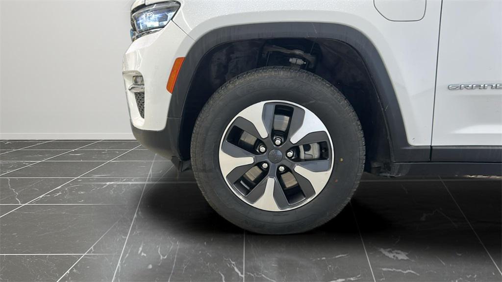 used 2024 Jeep Grand Cherokee 4xe car, priced at $28,494