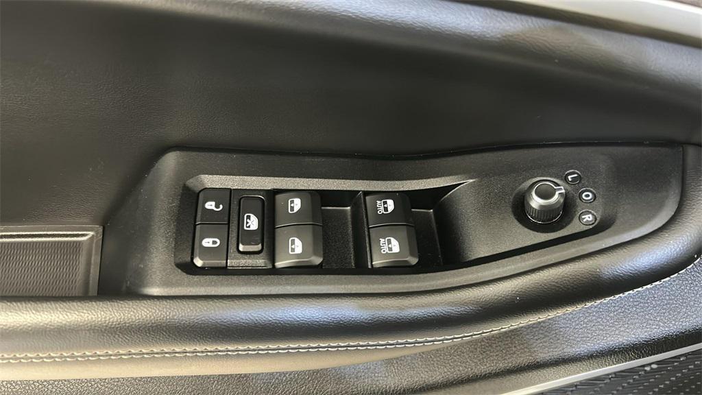 used 2024 Jeep Grand Cherokee 4xe car, priced at $28,494