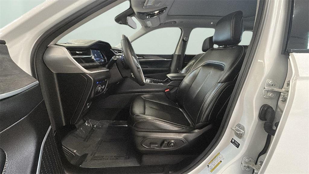 used 2024 Jeep Grand Cherokee 4xe car, priced at $28,494