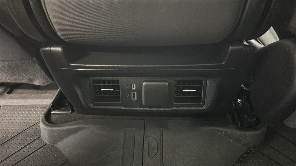 used 2024 Chevrolet Silverado 1500 car, priced at $38,494